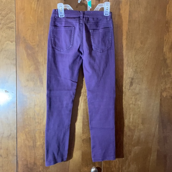 Aviva - Picture 2 of 2